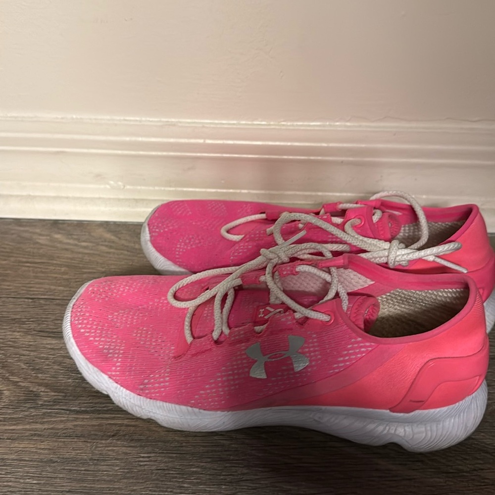 UA Sneakers